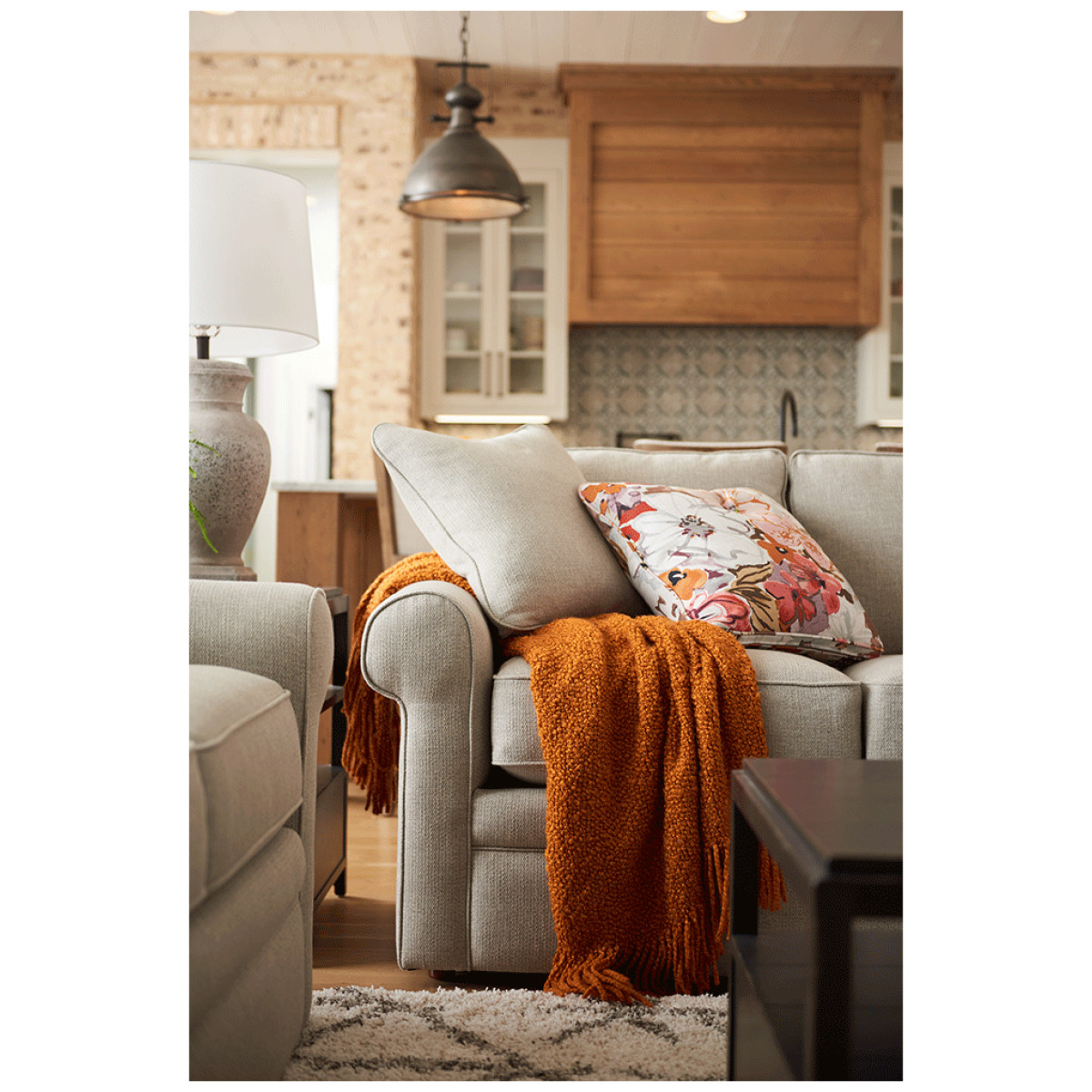 Collins Loveseat Loveseats 08 6