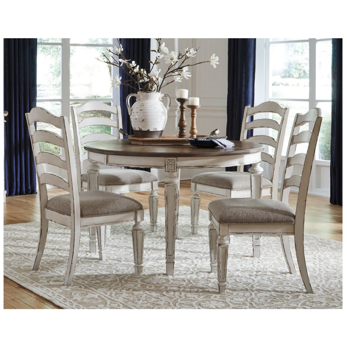 Realyn Dining Chair (Set of 2) – Guynn Furniture - Galax