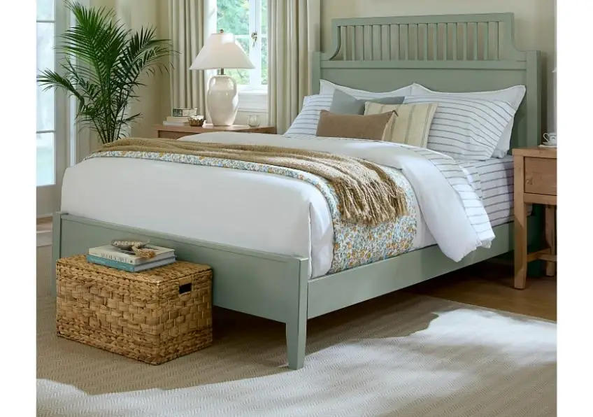 Pure Maple Garden Bed in Queen - 183-558-855-922